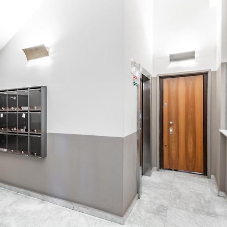 Easylife - Coccole E Comfort - Bilocale Caldo Ed Accogliente A Due Passi Dai Navigli E Metro Verde มิลาน ภายนอก รูปภาพ