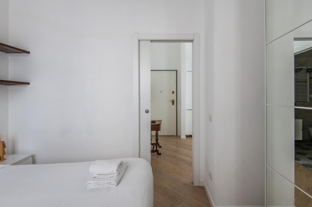 Easylife - Coccole E Comfort - Bilocale Caldo Ed Accogliente A Due Passi Dai Navigli E Metro Verde มิลาน ภายนอก รูปภาพ